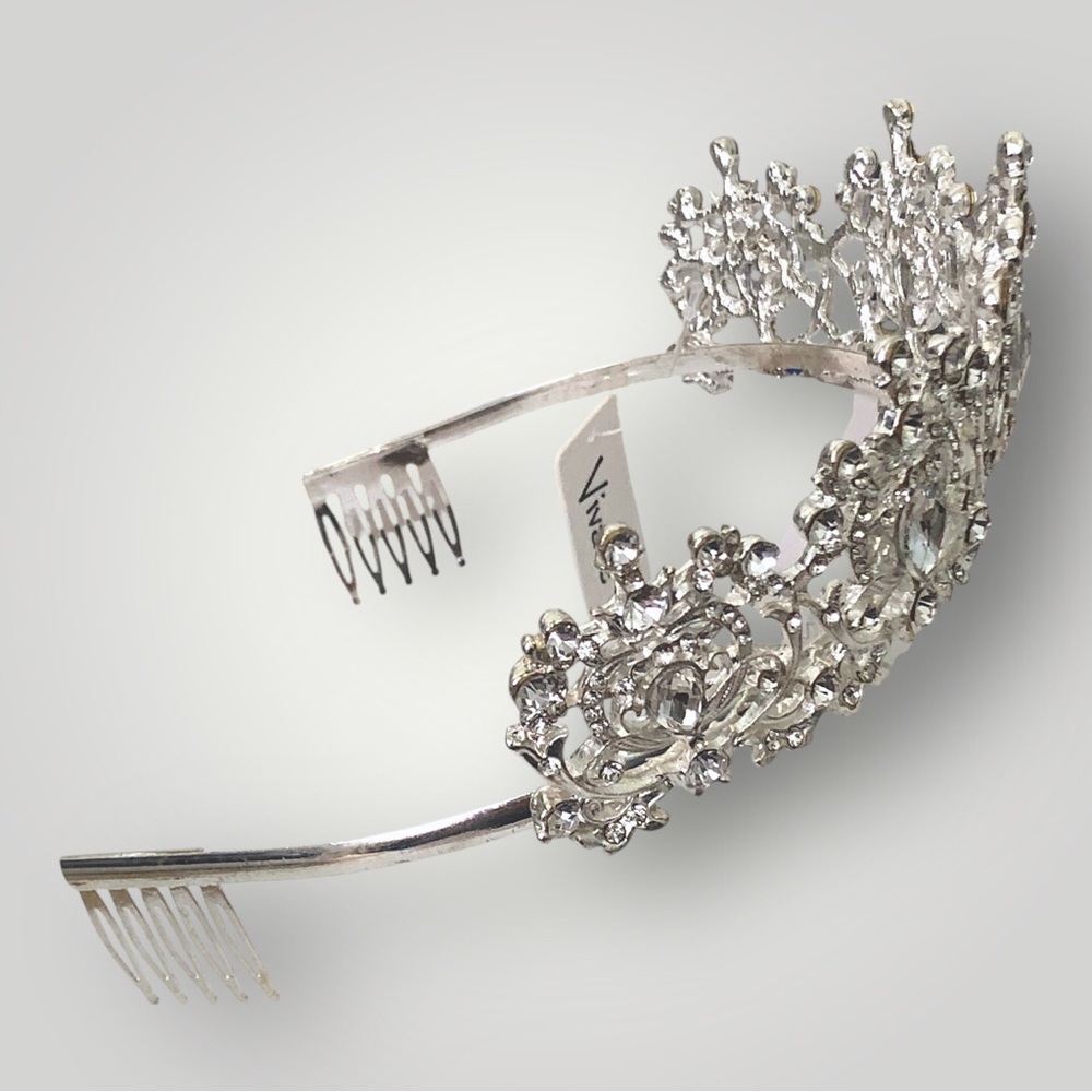 Crystal Tiara - Picture 2 of 4